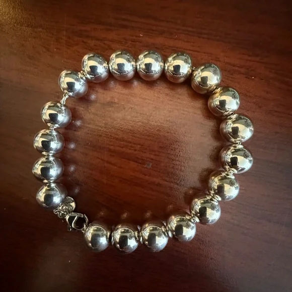 Tiffany & Co Hardware Bead Bracelet in Sterling Silver 10 mm 8.25 length - Picture 6 of 12